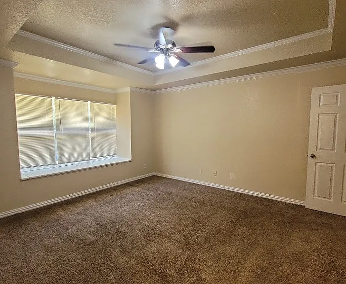 611 Linda Dr — Photo 11