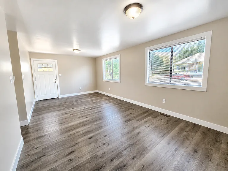 2853 S 9150 W — Photo 8
