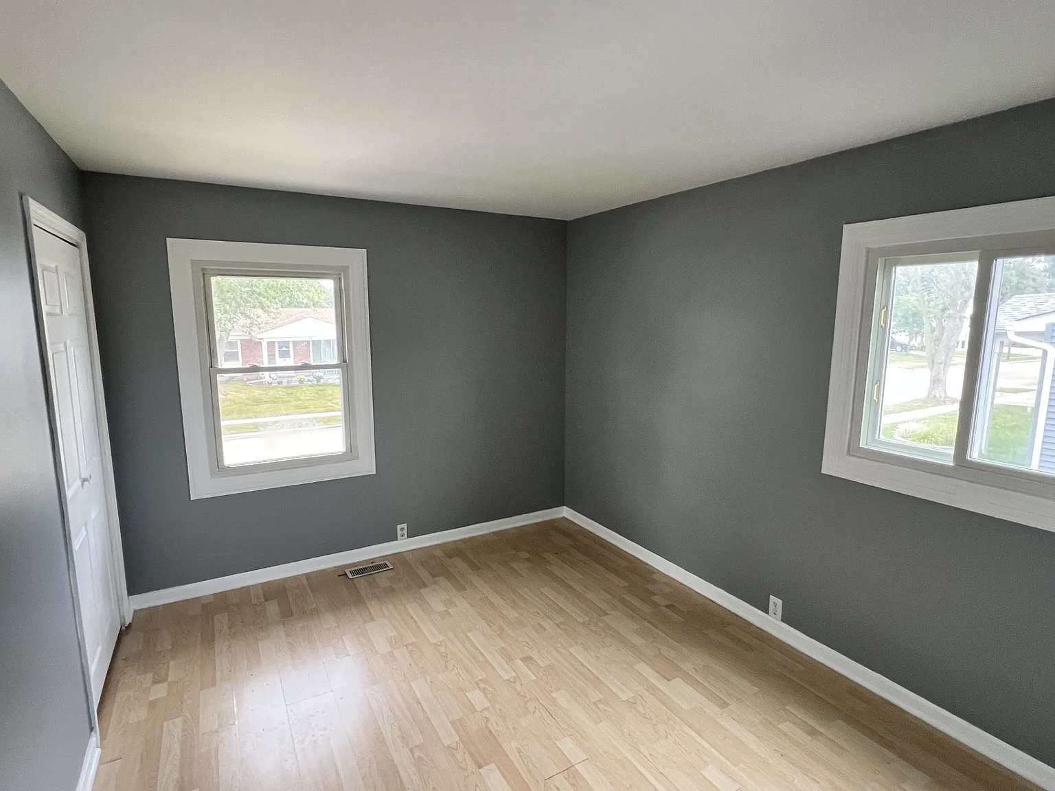 4 bed, 1.5 bath, 1800 sqft, $3,775 — Photo 4