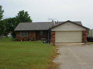 2502 Leo Sun St, Shawnee, OK 74804