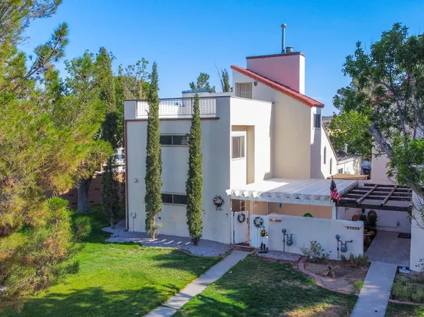 136 Feather Moon Dr, Santa Teresa, NM 88008