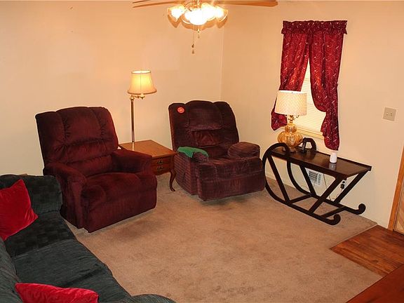 4th image of 131 McNeal Dr SE