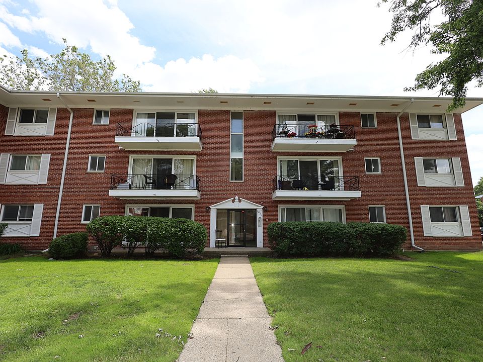 1st image of 10111 Old Orchard Ct Unit 101