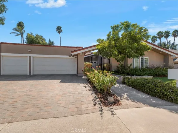 24354 Clipstone St, Woodland Hills, CA 91367
