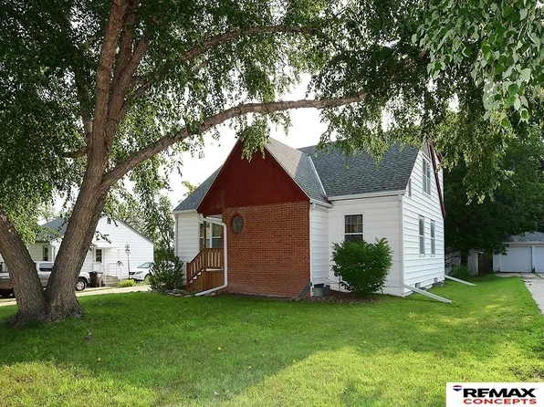 354 S 46th St, Lincoln, NE 68510