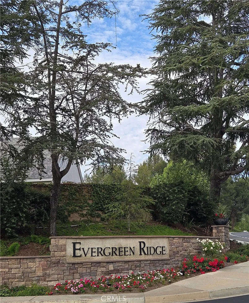 2 bed, 1224 sqft, $4,100 — Photo 4