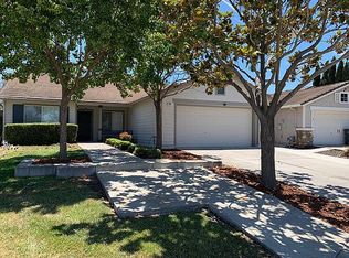 811 Marne Dr, Hollister, CA 95023