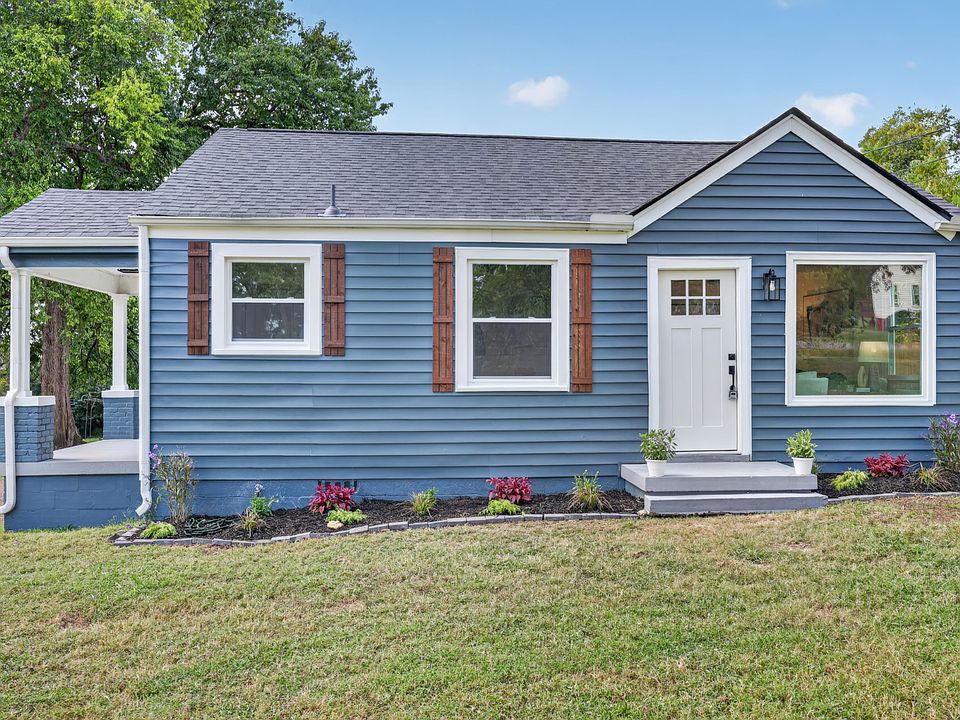 1st image of 2618 Woodyhill Dr