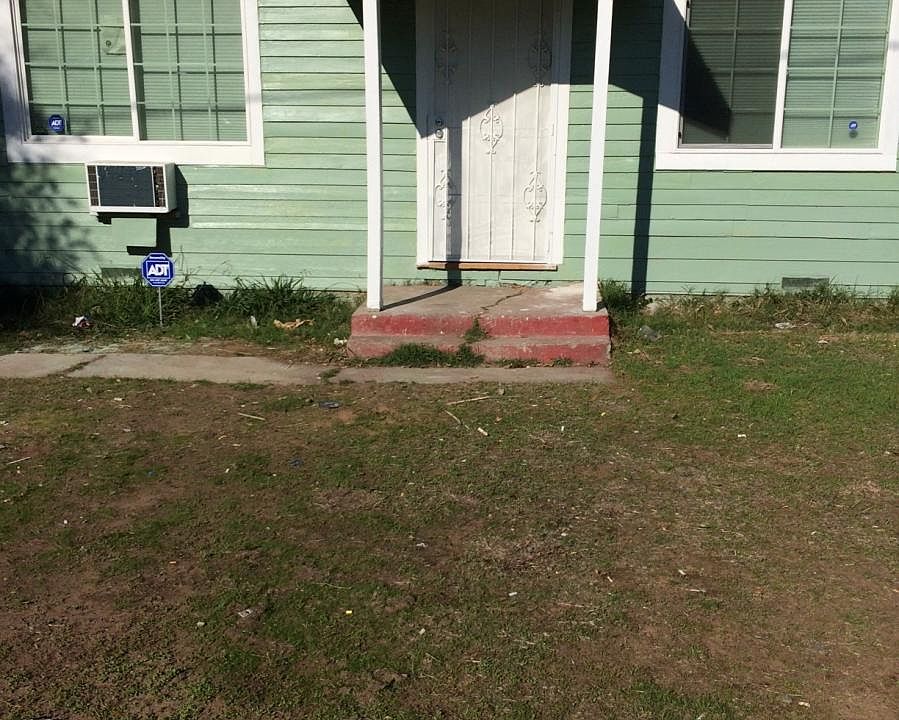 1st image of 1035 Carmelita Ave