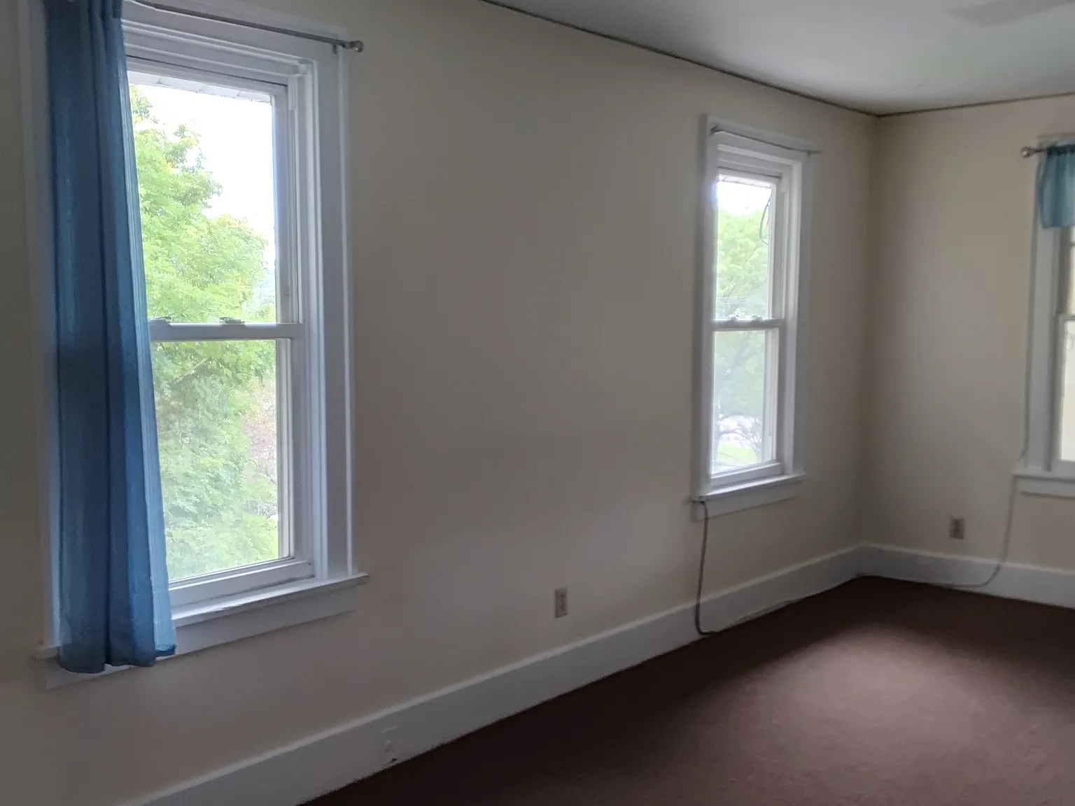 75 E Main St — Photo 3