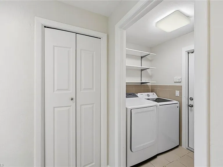 799 Caribbean Ct — Photo 28