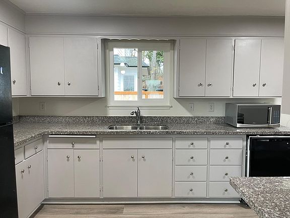 5th image of 7405 Steilacoom Blvd SW APT A