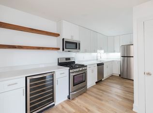 510 W Fullerton Pkwy APT 510, Chicago, IL 60614