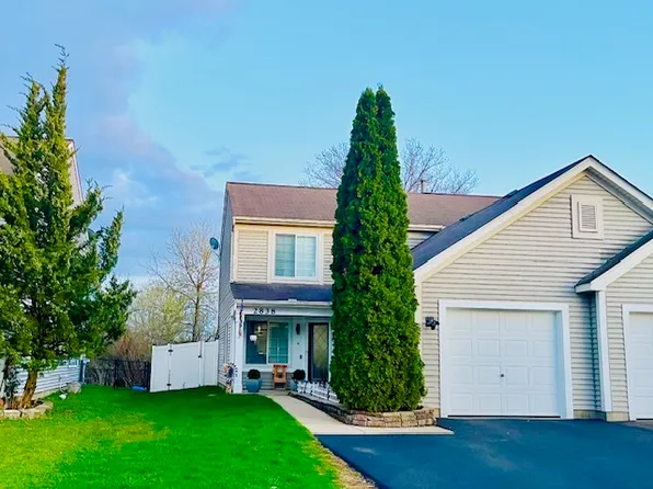 2838 Impressions Dr, Lake In The Hills, IL 60156
