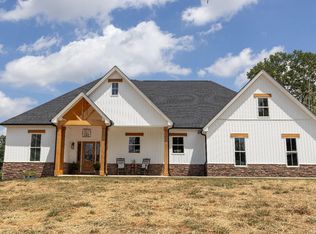 1590 Dogwood Hills Dr, Goode, VA 24556