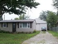 2416 Greenbelt Dr photo 1