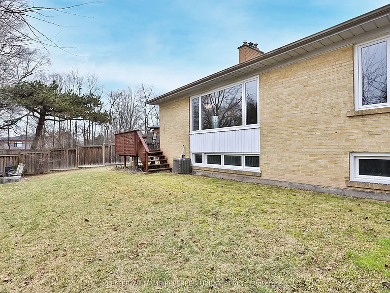 12 Firthway Ct #LOWER — Photo 10