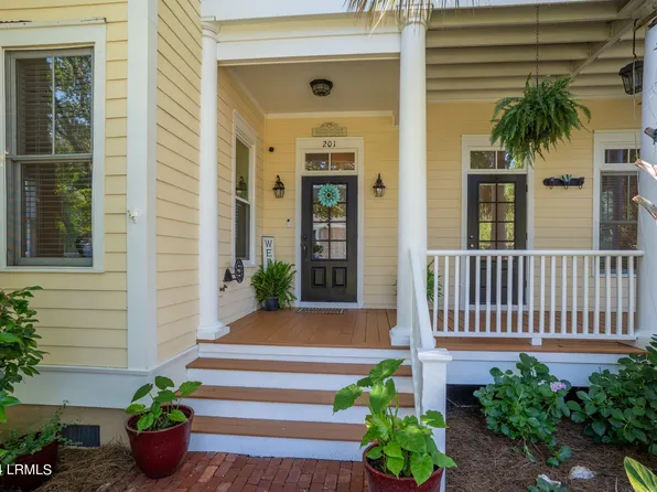 201 Whelk Road, Beaufort, SC 29906