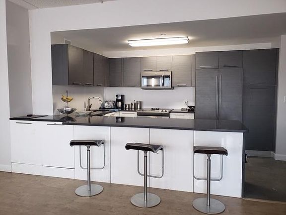2nd image of 79-14 Rockaway Beach Blvd #8D