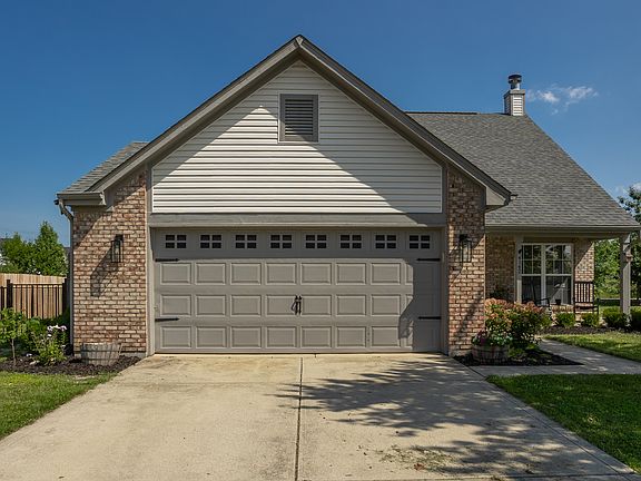 3rd image of 4142 Elkhorn Way