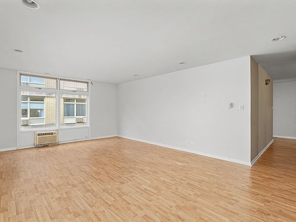 4th image of 222 N Marion St APT 1K
