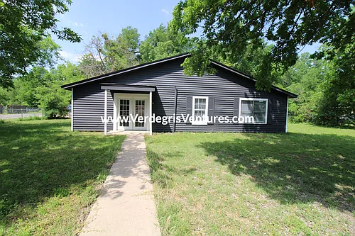 3420 Kenwood Ave Photo 1