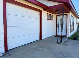 1001 Bowman Dr, Borger, TX 79007