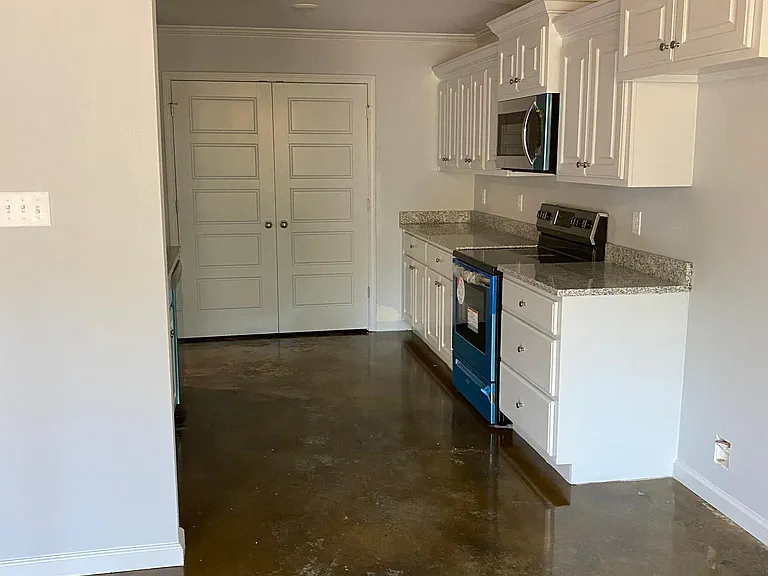 109 Baltusrol Dr — Photo 5