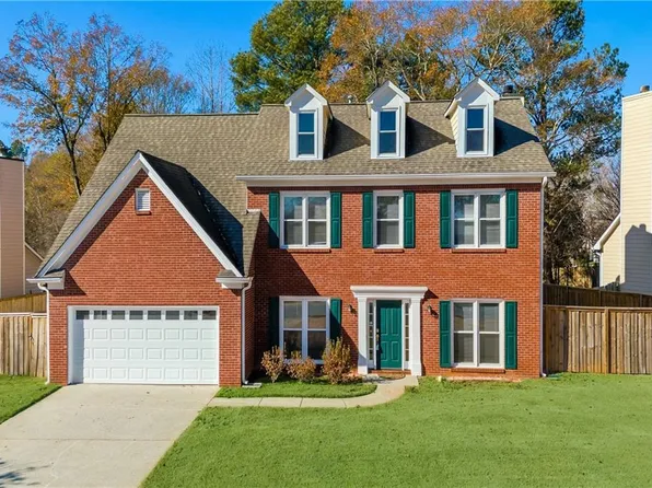 1660 Calvin Davis Cir, Lawrenceville, GA 30043