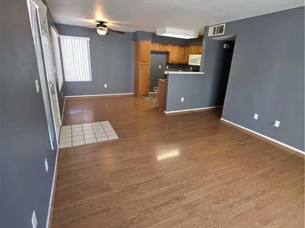 3135 Key Largo Dr Unit 204, Paradise, NV 89120