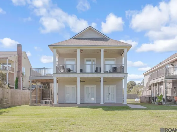 11182 River Highlands Dr Unit 10A, Saint Amant, LA 70774
