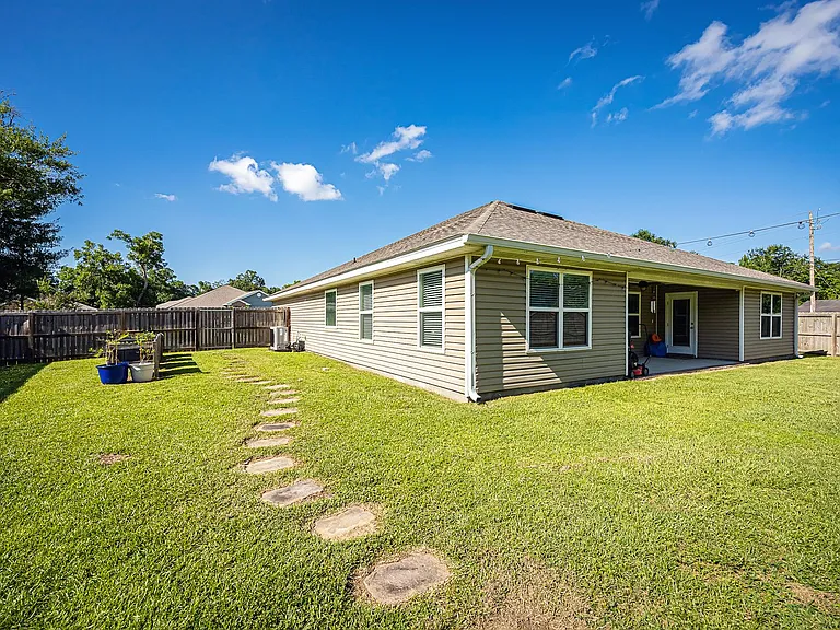 9125 Bellewood Dr — Photo 44