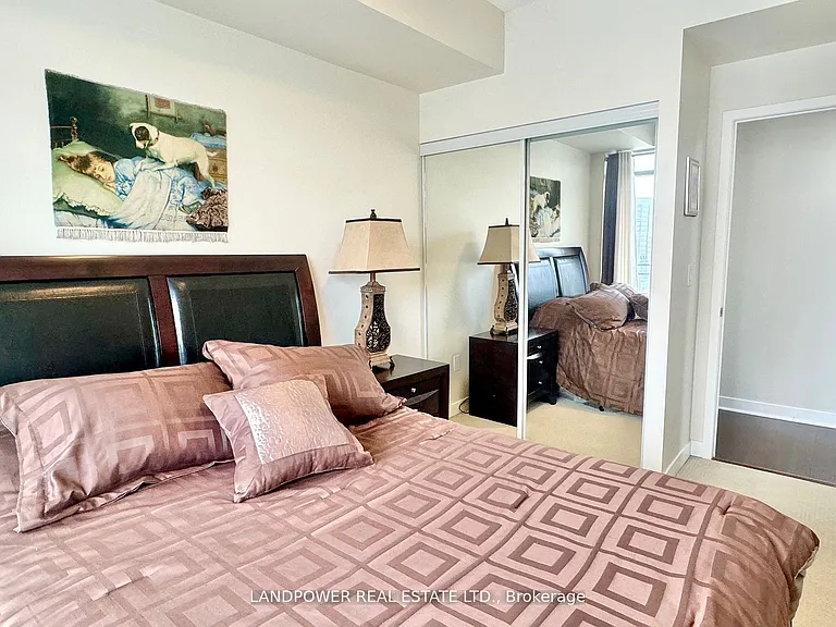 365 Prince Of Wales Dr E #1002 — Photo 14