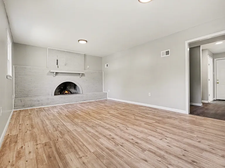 5439 Kerry Ln — Photo 19
