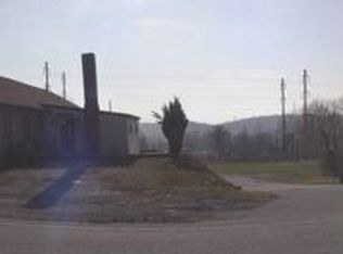 3960 Upper Valley Rd, Parkesburg, PA 19365