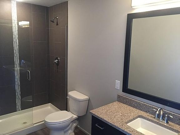 3rd image of 721 S Lincoln St APT 7