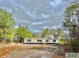 130 Ysbrand Ln SE, Ludowici, GA 31316