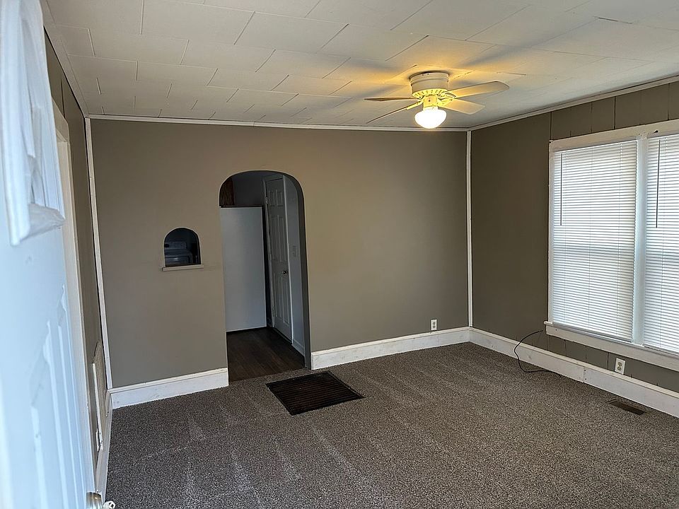 511 W Grand Ave, Salina, KS 67401 Zillow