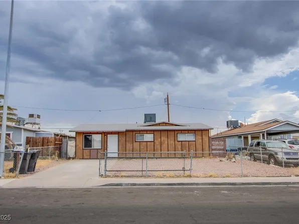 1437 Chestnut St, Henderson, NV 89011