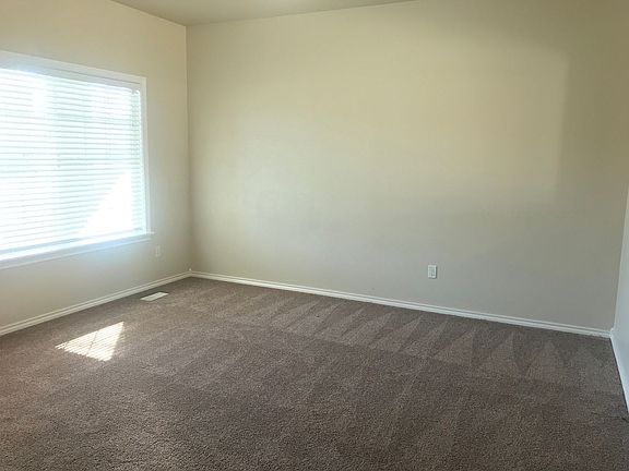 4th image of 3769 N Frandon Ave
