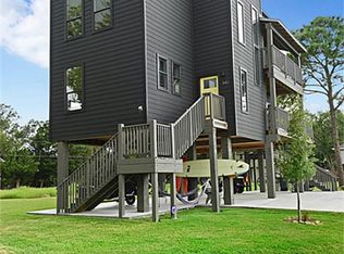 340 Valmar St, Kemah, TX 77565