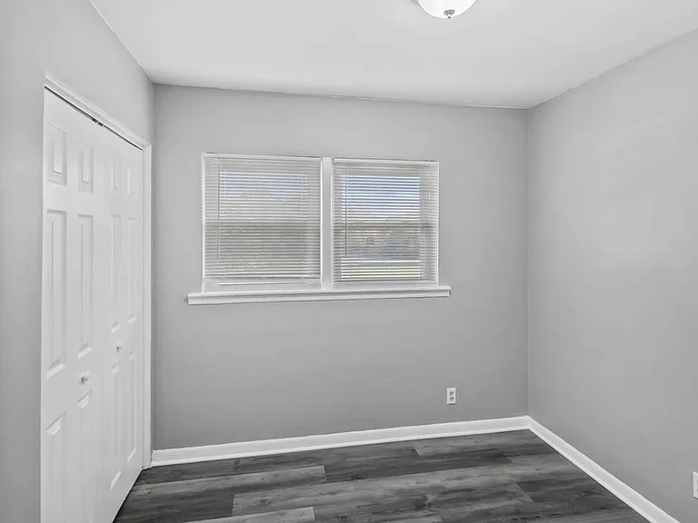 991 Tollview Ave #5 — Photo 4