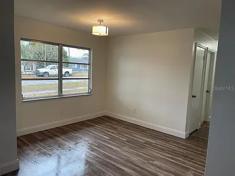 3 bed, 1316 sqft, $1,550 — Photo 4