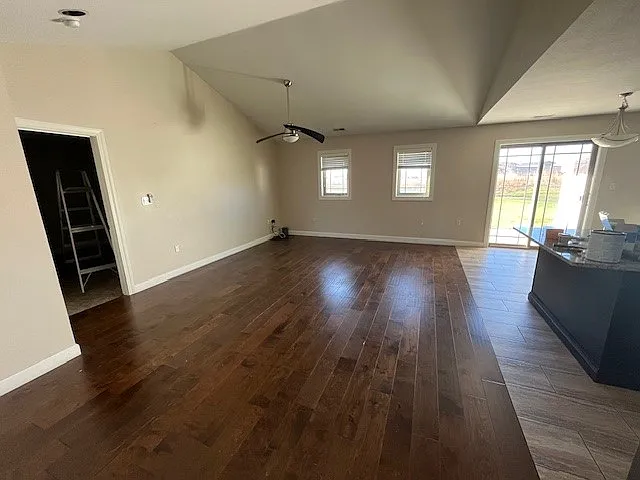 2116 Iron Eagle Ct — Photo 3