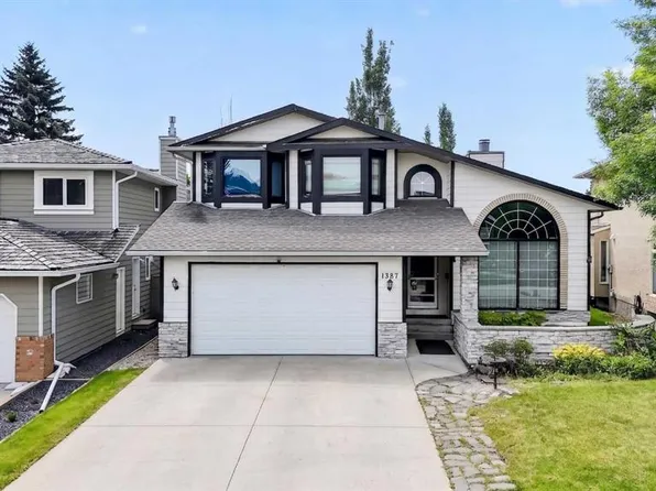 1387 N Sunwood Rd SE, Calgary, AB T2X 2L5