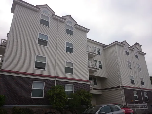 411 N 90th St APT 302, Seattle, WA 98103