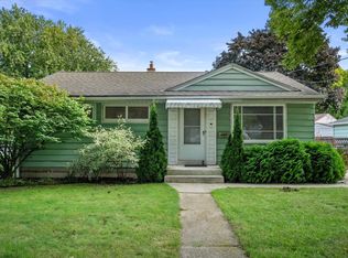 842 E Doty PLACE, Milwaukee, WI 53207
