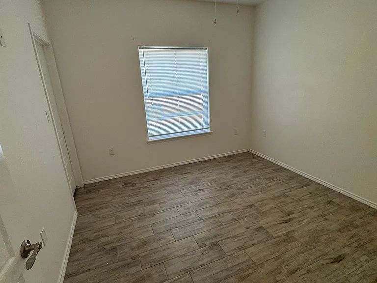 2116 E Valley Cir #A — Photo 10