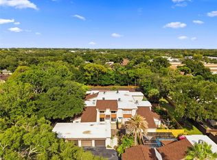 2095 Sunset Point Rd APT 2302, Clearwater, FL 33765