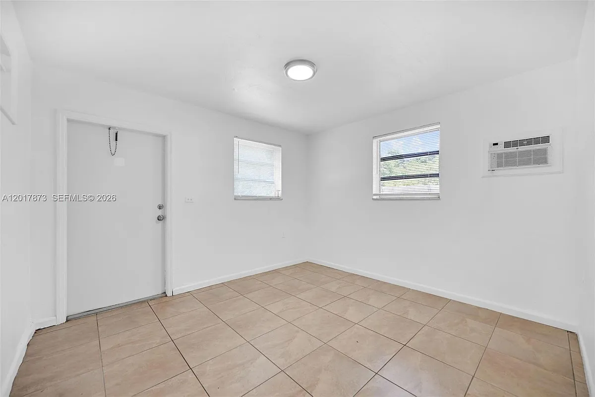 Building Photo - 577 NW 90th St #567-3